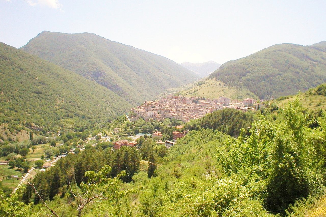 Blue Green Atlas - The Geography of Abruzzo, Italy